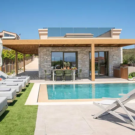 Alquimia Bb With Private Swimming Pool Villa *